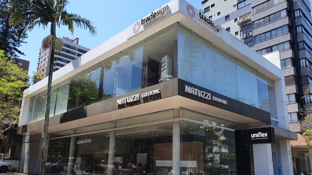 svg+xml;charset=utf em Hello Marketing B2B e SaaS svg+xml;charset=utf no Hello Mídia